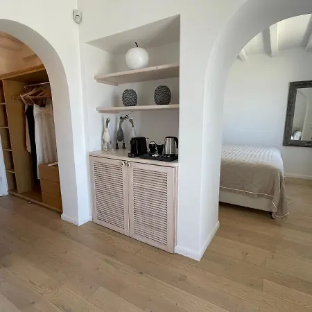 ゲストハウス Chez Nous *